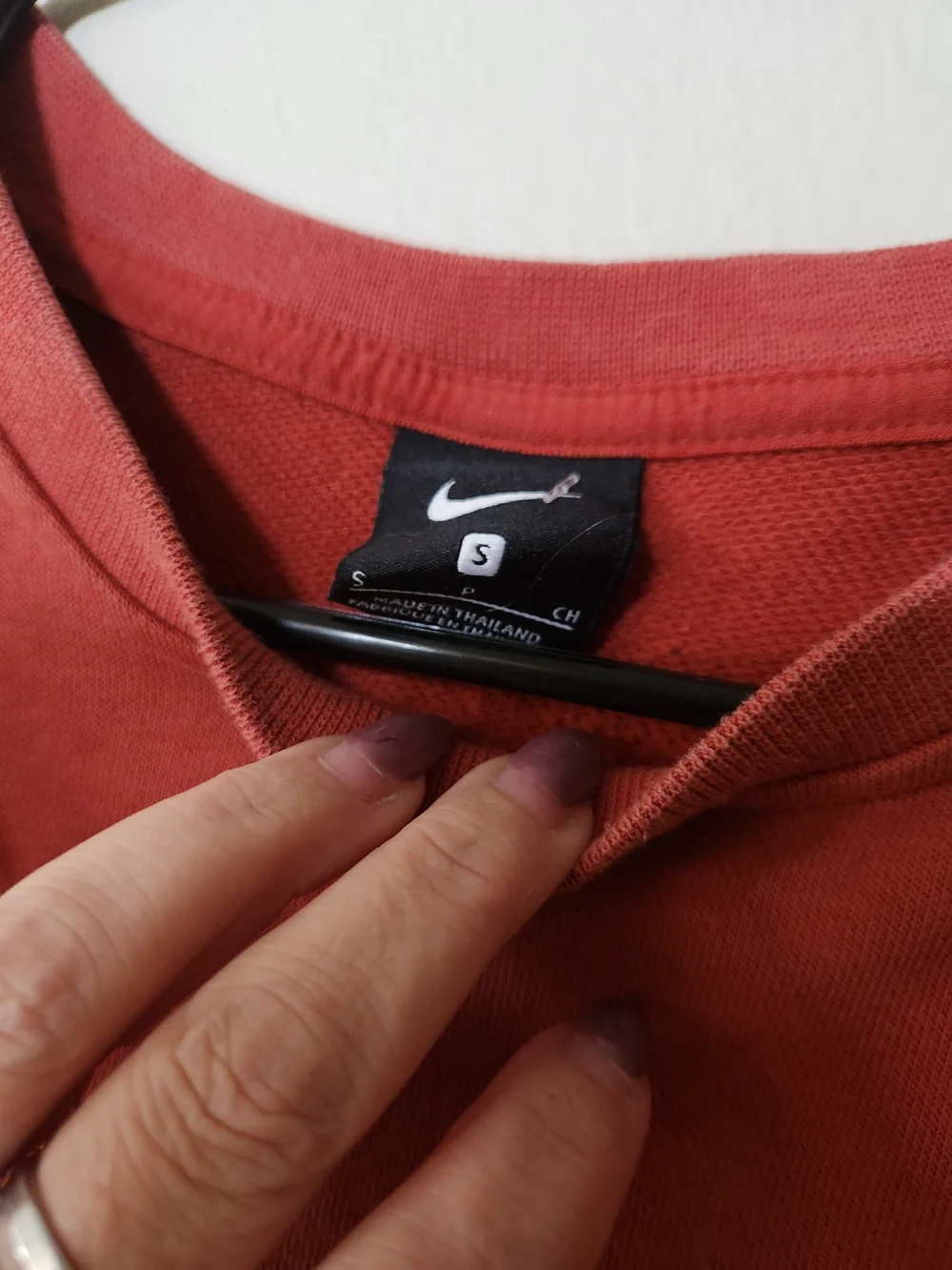 Nike Women's Terra Cotta Cropped Crewneck Sweatshirt